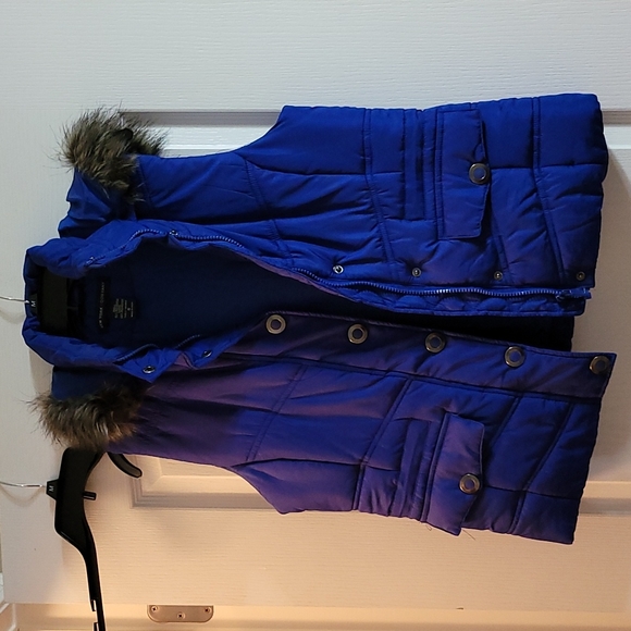 New York & Company Jackets & Blazers - Puffer jacket